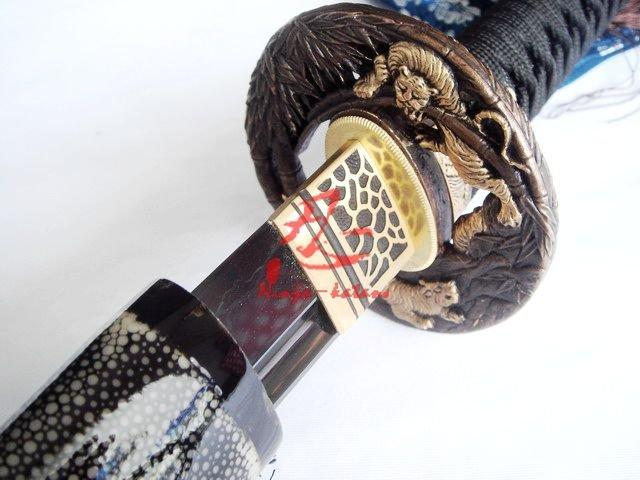 Clay Tempered Japanese Katana Tiger Tsuba Sword Battle Ready Sword